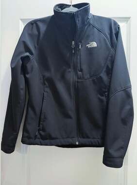 The North Face Women's Apex Bionic Softshell Jacket Black